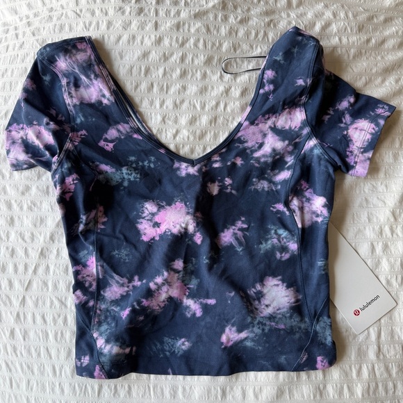NWT Lululemon Align crop top tee shirt Circulate Tie Dye Mineral Blue Multi sz 6 - Picture 4 of 6